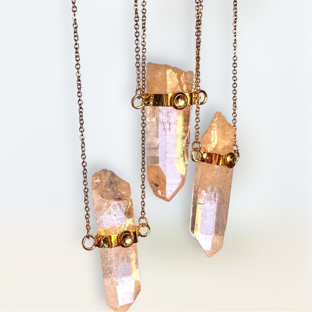 NEW Natural Clear Quartz Column Spear Pendant W/ Swarovski Crystal Accent - Picture 15 of 16